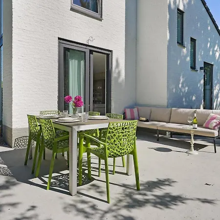 North Sea Gem: Cozy With Wood Stove And Private Garden Holiday home Ouddorp
