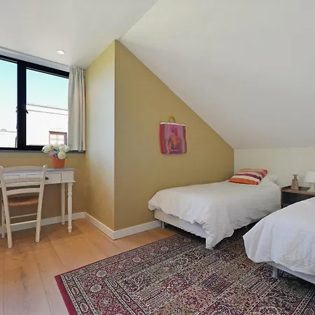 North Sea Gem: Cozy With Wood Stove And Private Garden * Ouddorp