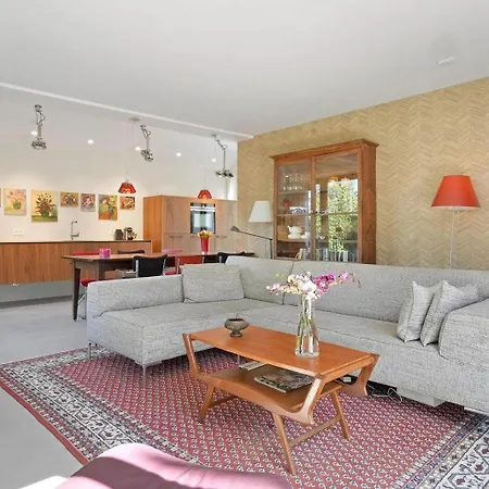 North Sea Gem: Cozy With Wood Stove And Private Garden