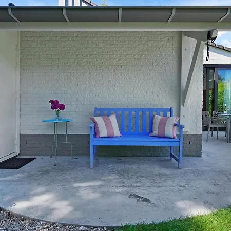 Holiday home North Sea Gem: Cozy With Wood Stove And Private Garden *