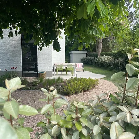 North Sea Gem: Cozy With Wood Stove And Private Garden * Ouddorp